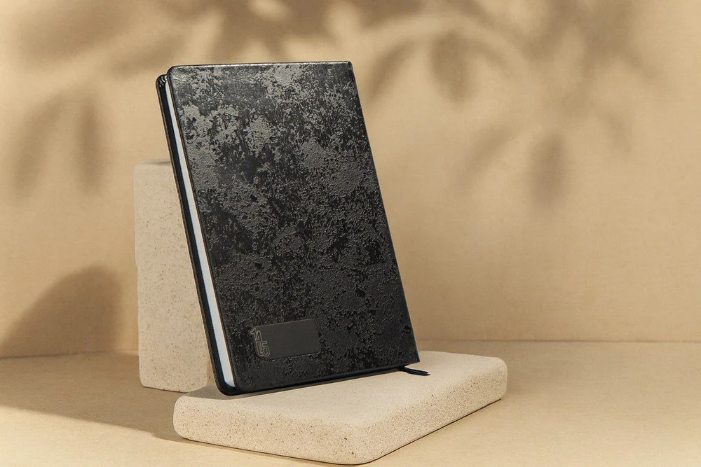 yearbook-16 سالنامه رقعی چرم پترن - کد 16