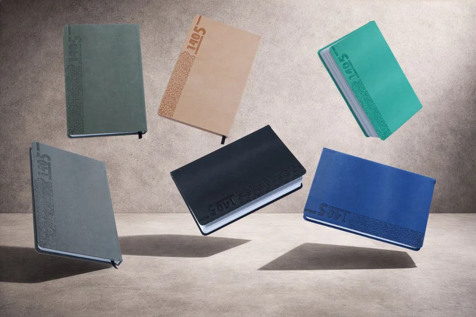 yearbook1 سالنامه اروپایی ترمو طرح پوست آهویی