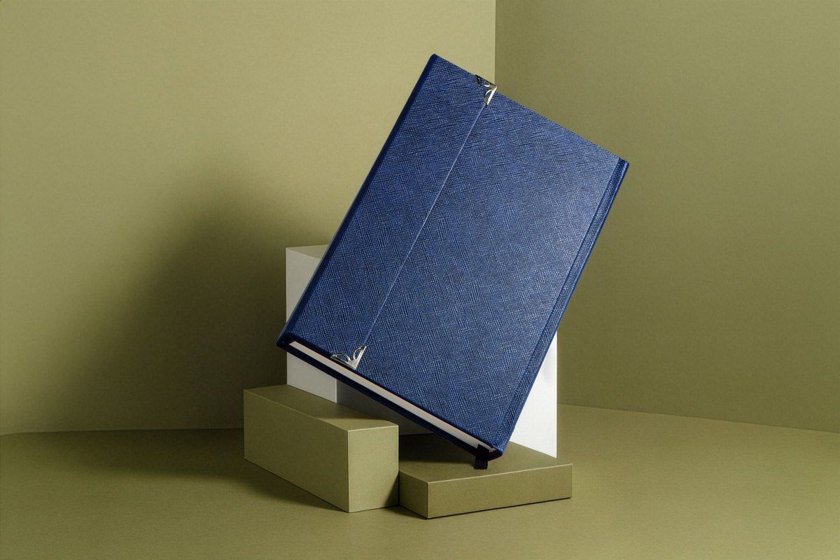 yearbook13 سالنامه اروپایی گالینگور مگنتی کاغذ کرم - کد 13